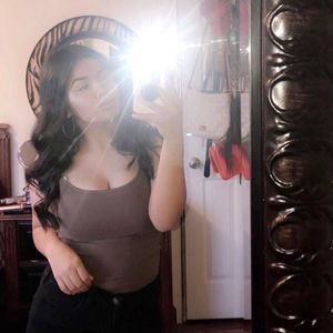 Meet your Posher, Odaliss